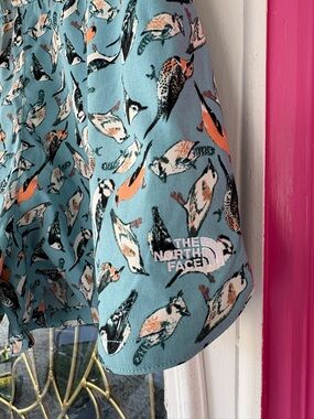 The North Face Teal Bird-Print Short-Sleeve Shirt